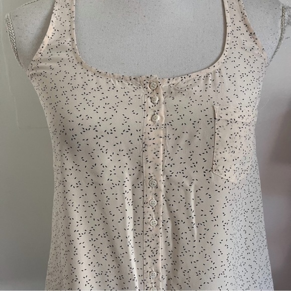 Club Monaco • 100% Silk Pastel Baby Coral Pink Tank Top - Picture 3 of 5
